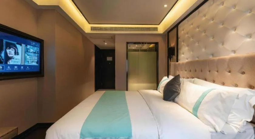 Bed in Xana Hotelle Tianjin Binjiang Road Heping Road Metro Station Quanyechang