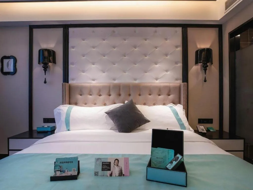 Bed in Xana Hotelle Tianjin Binjiang Road Heping Road Metro Station Quanyechang