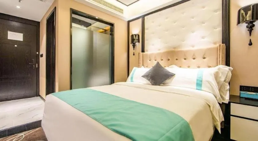 Bed in Xana Hotelle Tianjin Binjiang Road Heping Road Metro Station Quanyechang