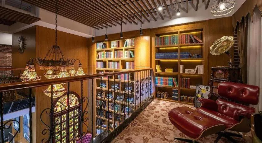 James Joyce Coffetel Harbin West High-speed Railway Station Wanda Plaza