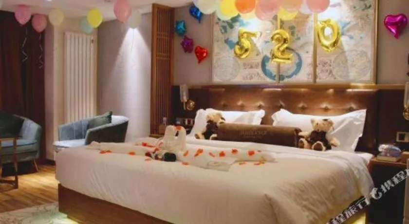 Bed in James Joyce Coffetel Harbin West High-speed Railway Station Wanda Plaza