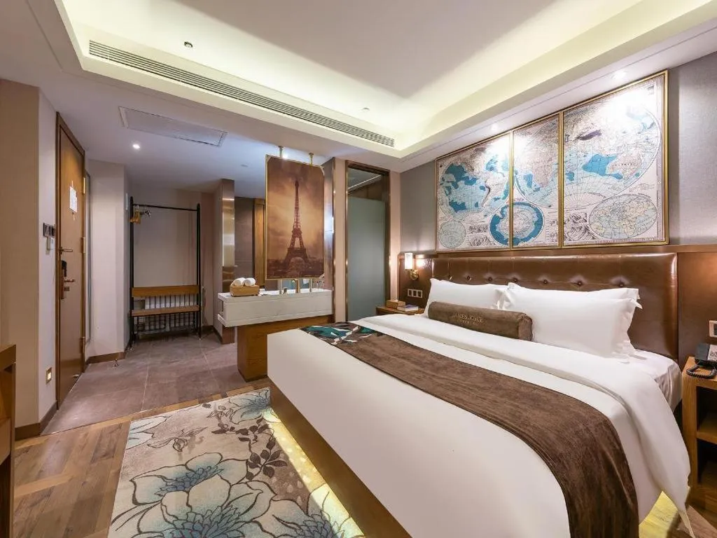 Bed in James Joyce Coffetel Harbin West High-speed Railway Station Wanda Plaza