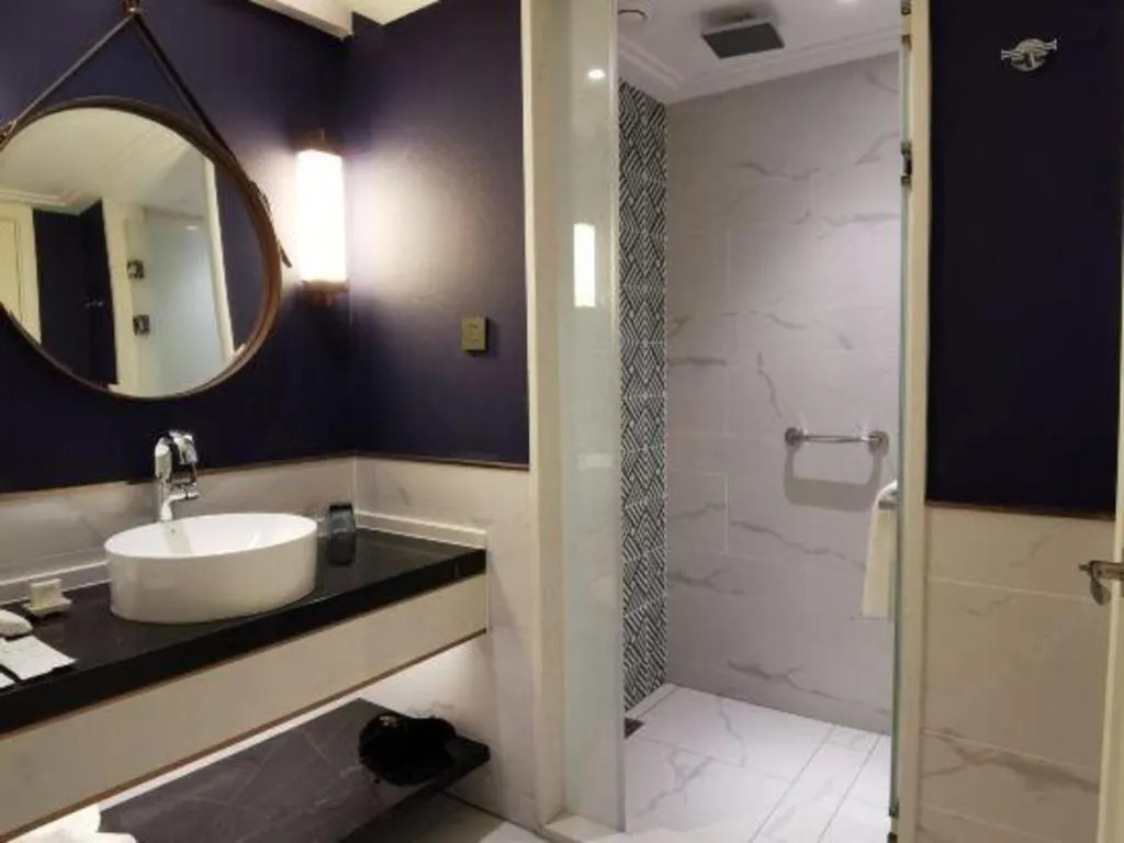 James Joyce Coffetel Harbin West High-speed Railway Station Wanda Plaza