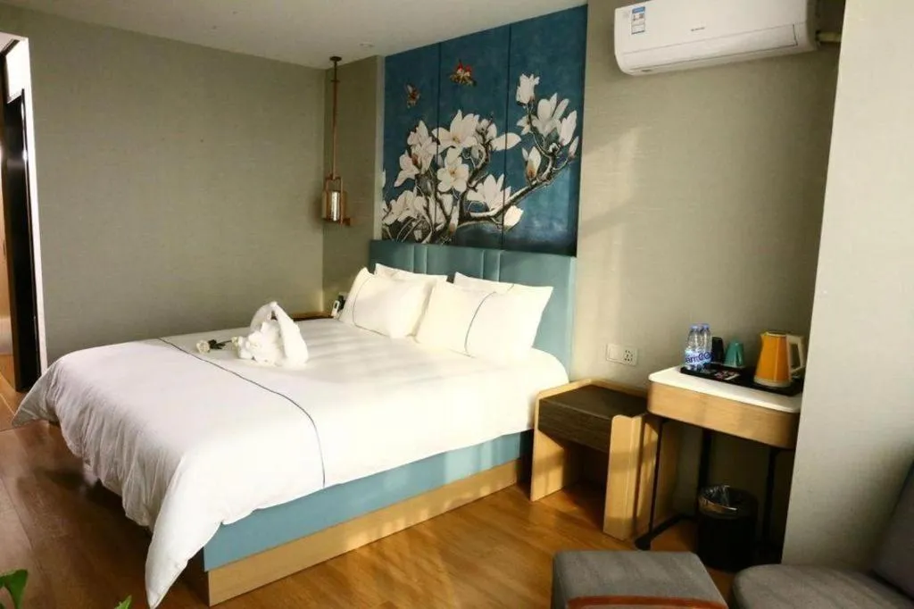 Bed in Magnotel Hengshui Lake Jizhou Middle School