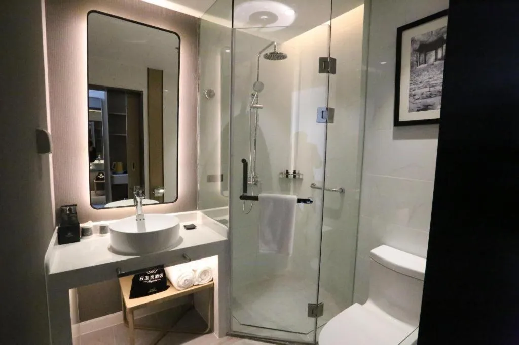 Magnotel Hengshui Lake Jizhou Middle School