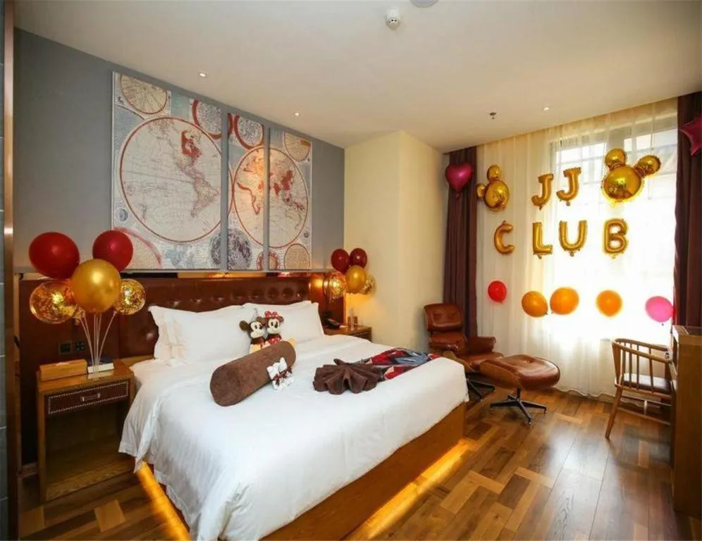 Bed in James Joyce Coffetel Tangshan Zunhua Film City