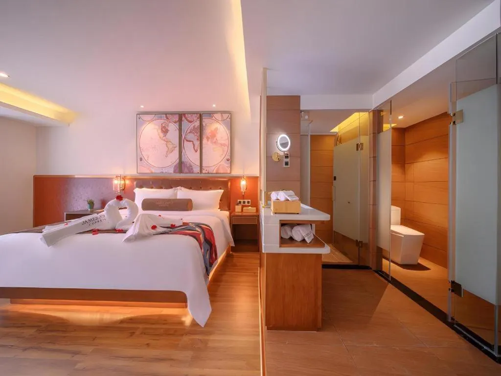 Bed in James Joyce Coffetel Wuhan Gutian Er Road Metro Station