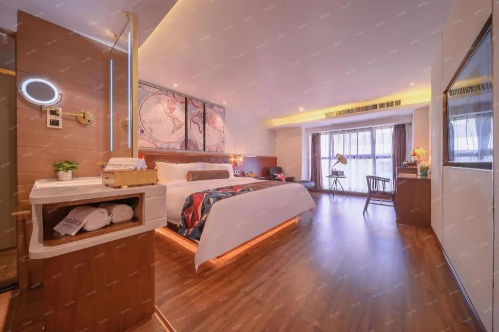 Bed in James Joyce Coffetel Wuhan Gutian Er Road Metro Station