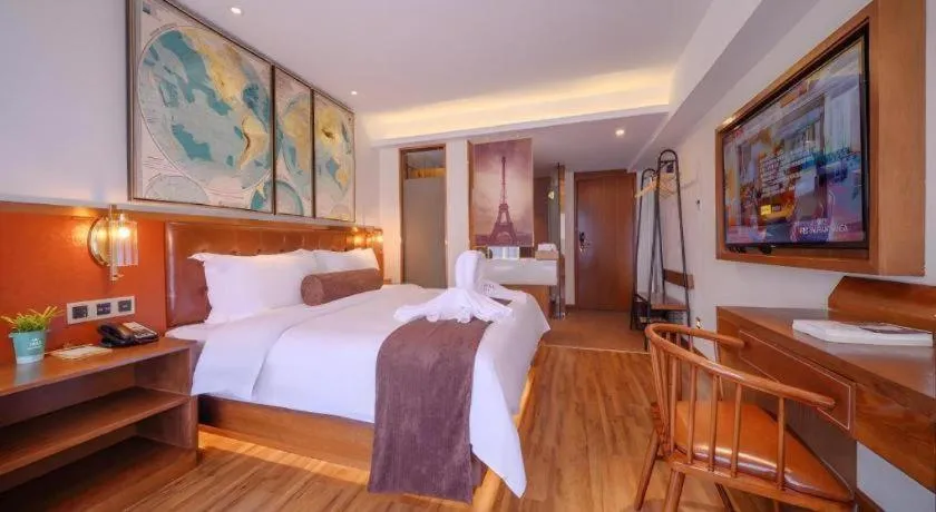 Bed in James Joyce Coffetel Wuhan Gutian Er Road Metro Station