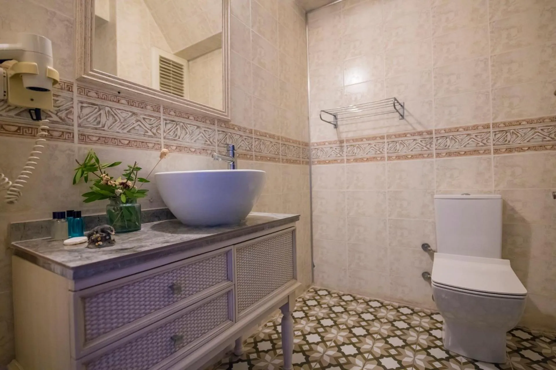 Toilet in Akkent Garden Hotel