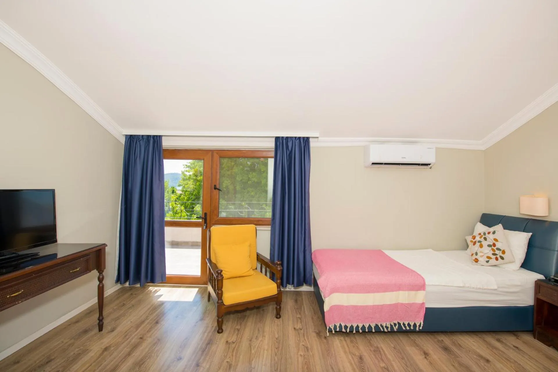 Bed in Akkent Garden Hotel