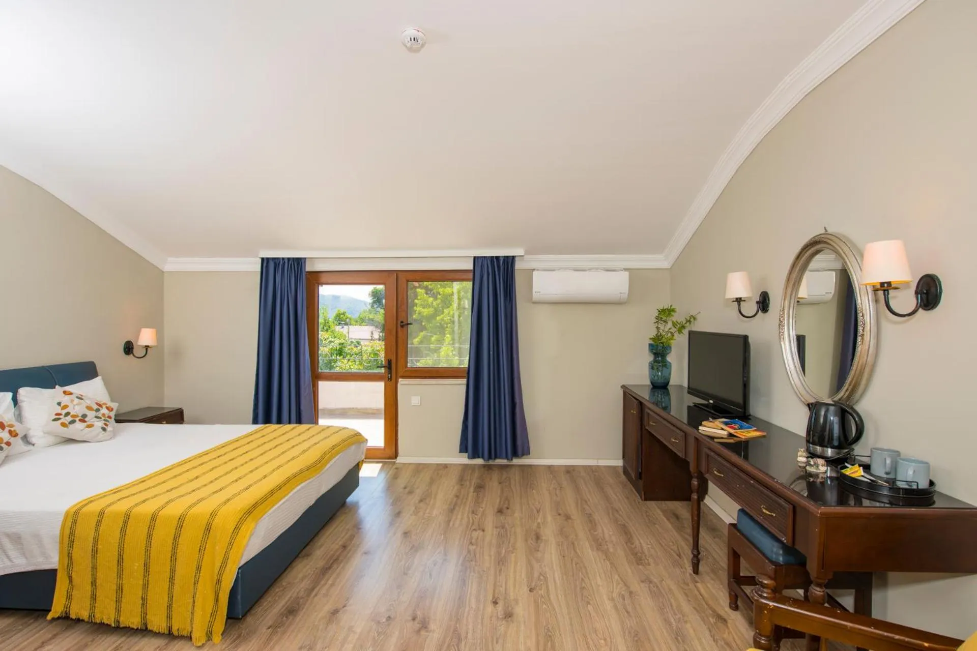 Bed in Akkent Garden Hotel