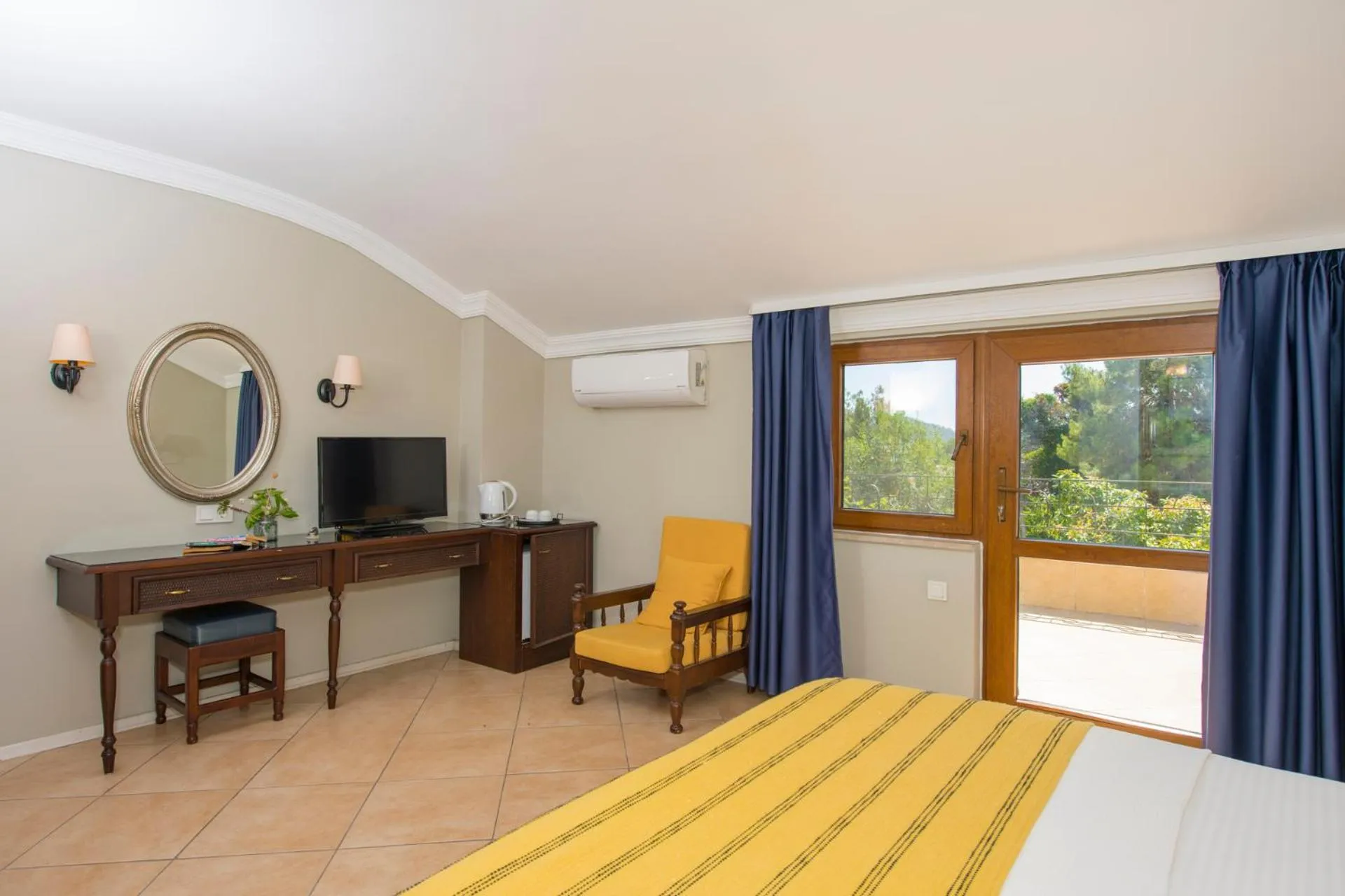 Bed in Akkent Garden Hotel