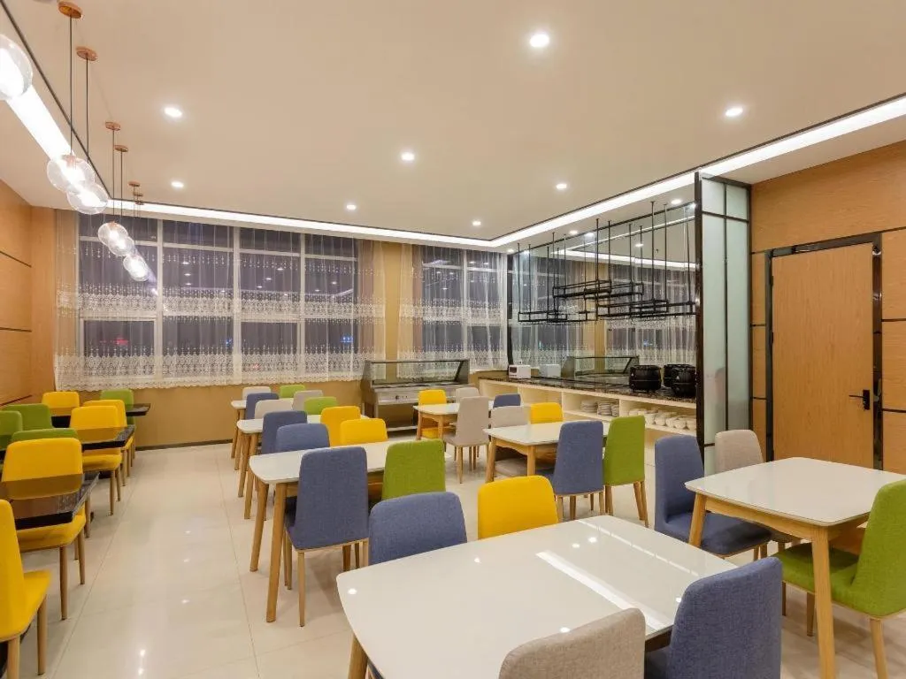 Chonpines Hotel Jining Quanmin Fitness Plaza