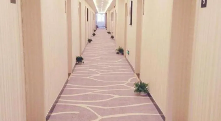 PAI Hotels Shijiazhuang Railway Station West Square