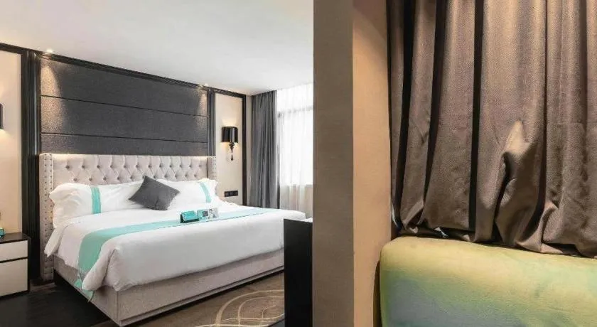 Bed in Xana Hotelle Tangshan North Railway Station