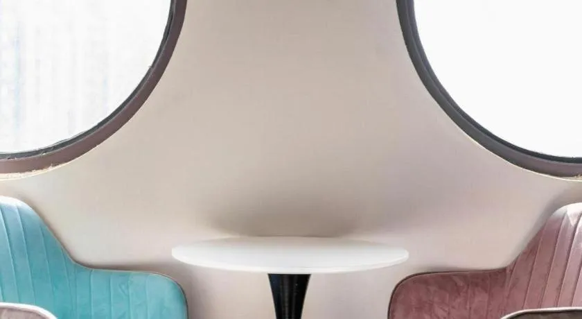 Xana Hotelle Tangshan North Railway Station