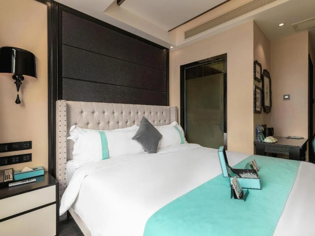 Bed in Xana Hotelle Tangshan North Railway Station