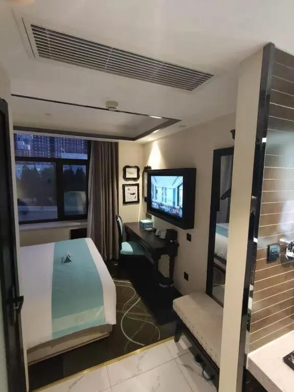 Bed in Xana Hotelle Tangshan North Railway Station