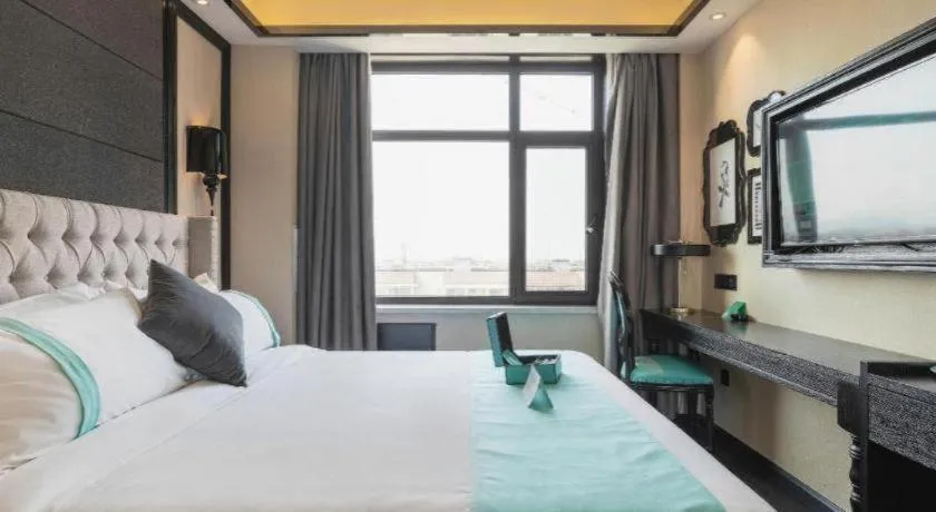 Bed in Xana Hotelle Tangshan North Railway Station