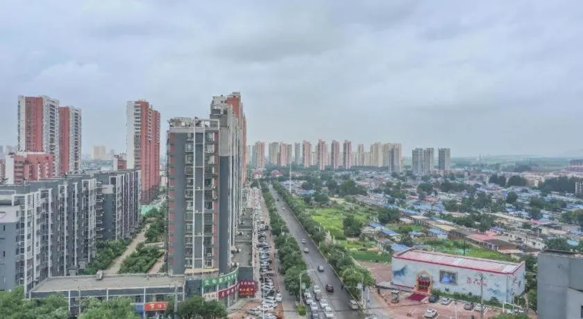 Xana Hotelle Tangshan North Railway Station