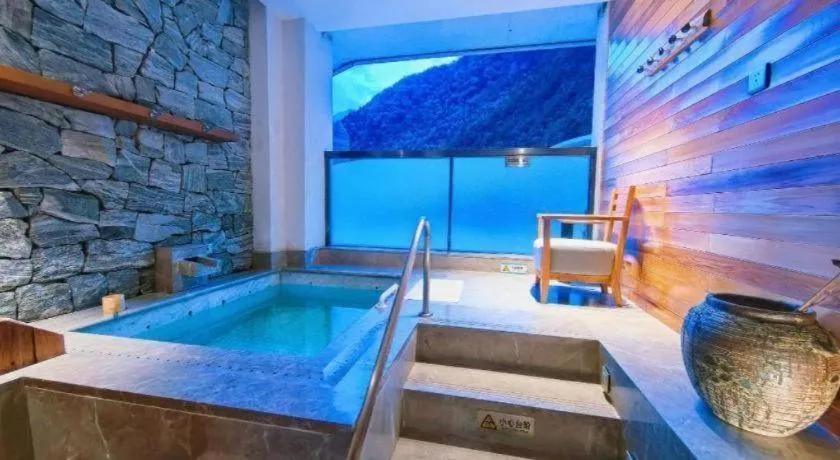 Ramada by Wyndham Guergou