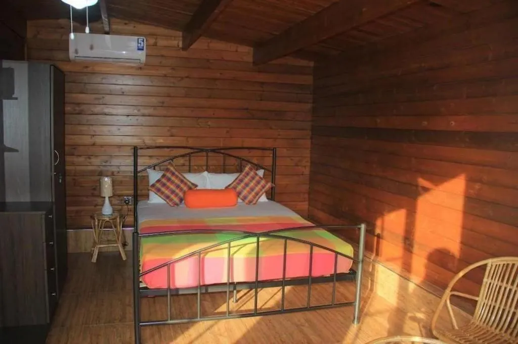 Bed in Ma-Oya Retreat