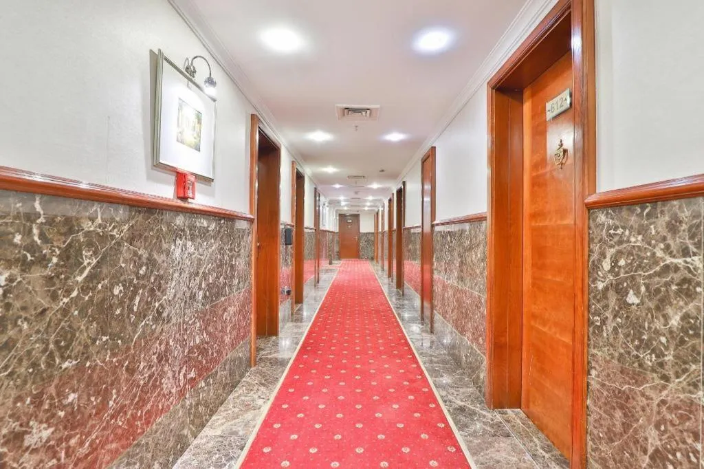 OYO 482 Sun And Sands Downtown