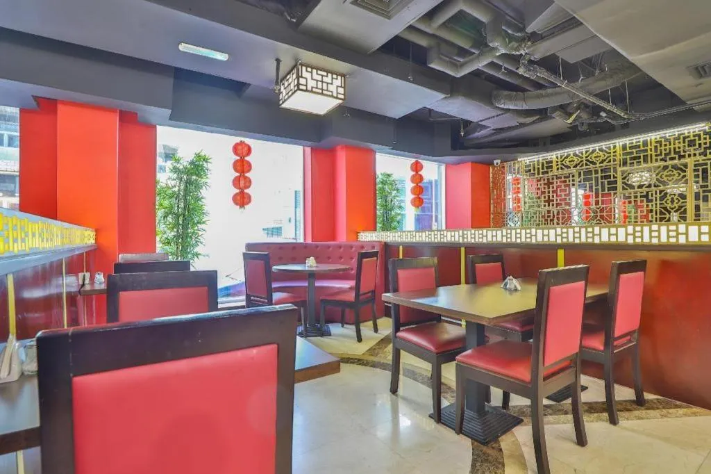 OYO 482 Sun And Sands Downtown