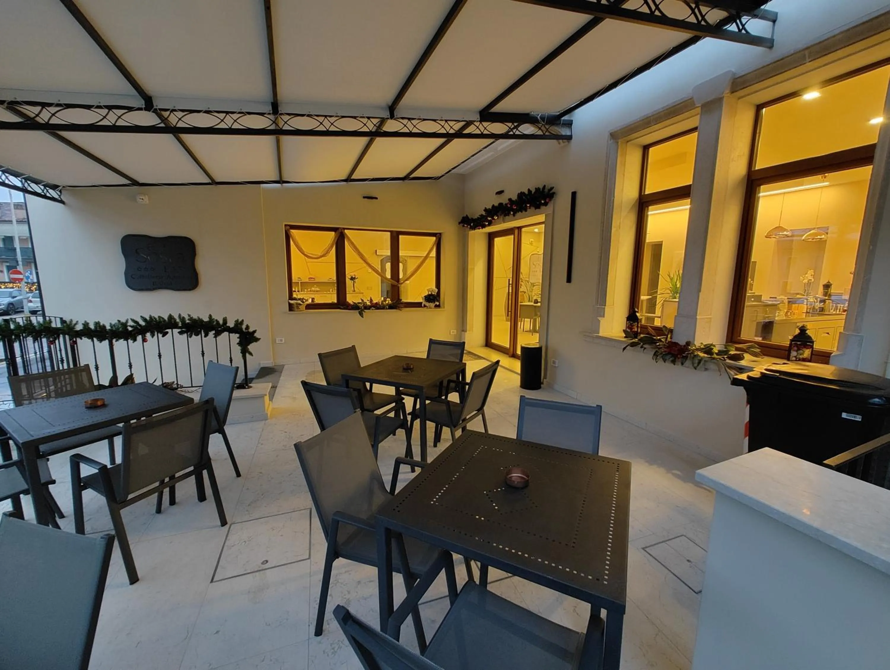 Lounge or bar in Hotel Alla Sosta