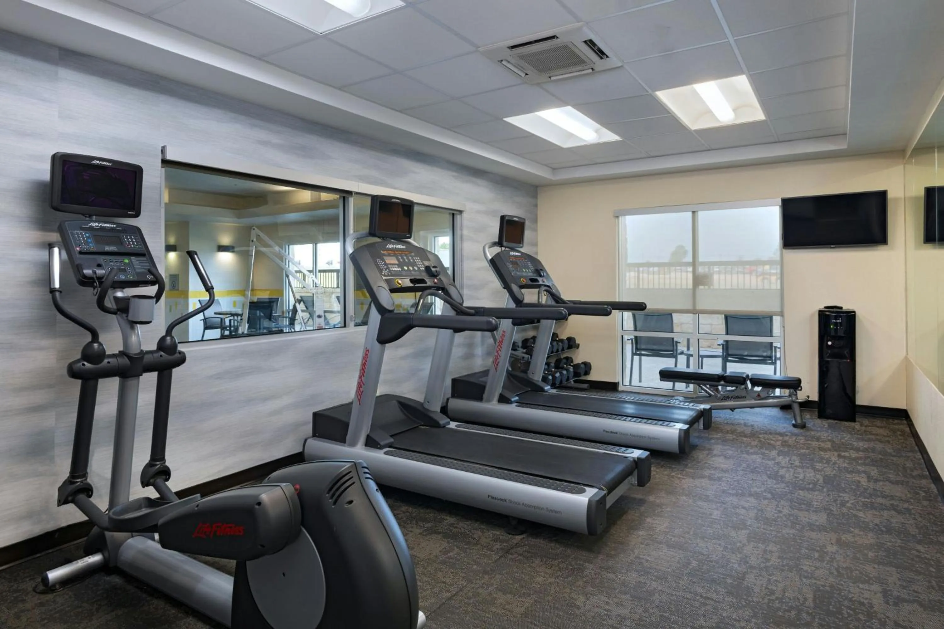 Fitness centre/facilities in Fairfield Inn & Suites by Marriott Fredericksburg Texas