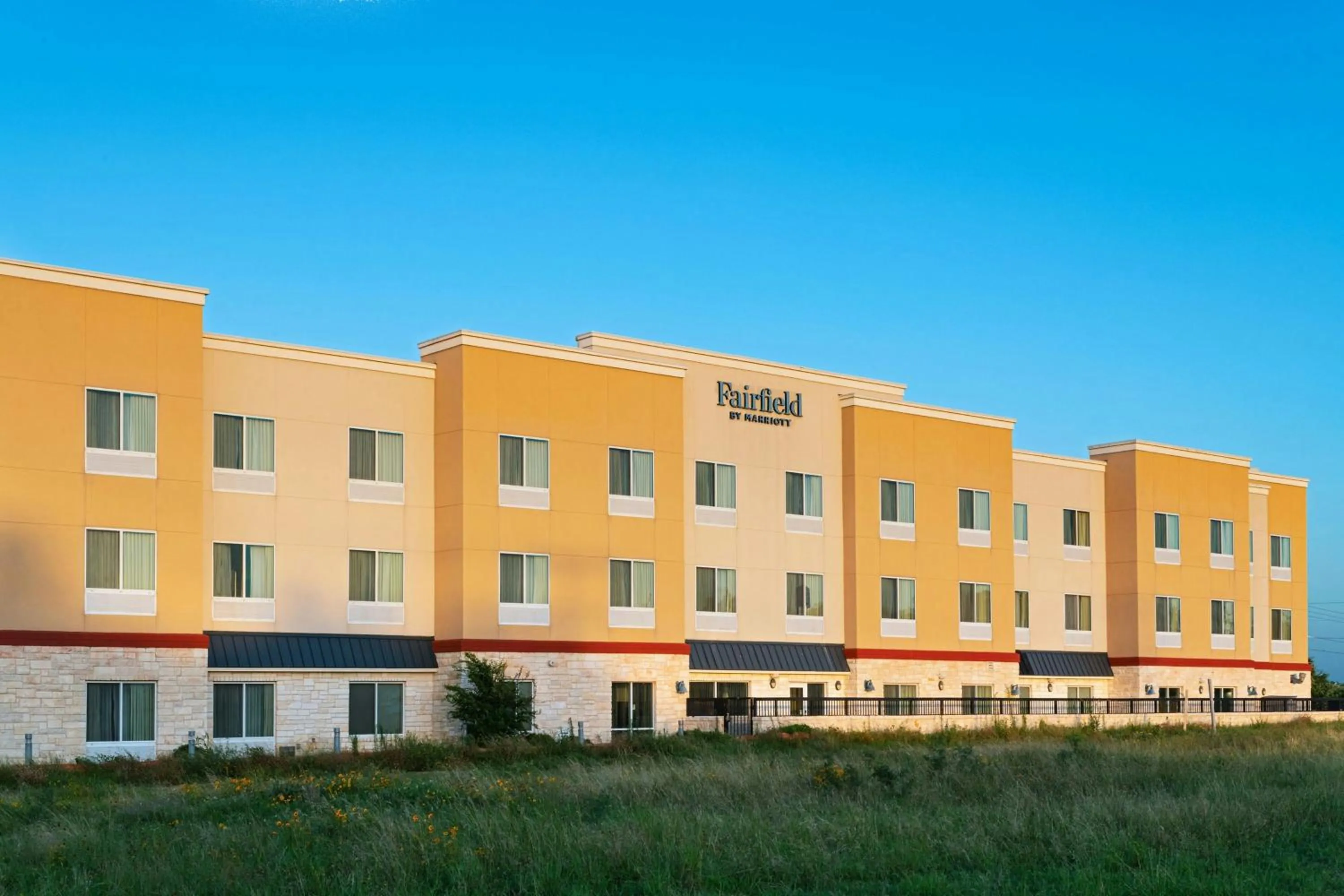Property building in Fairfield Inn & Suites by Marriott Fredericksburg Texas