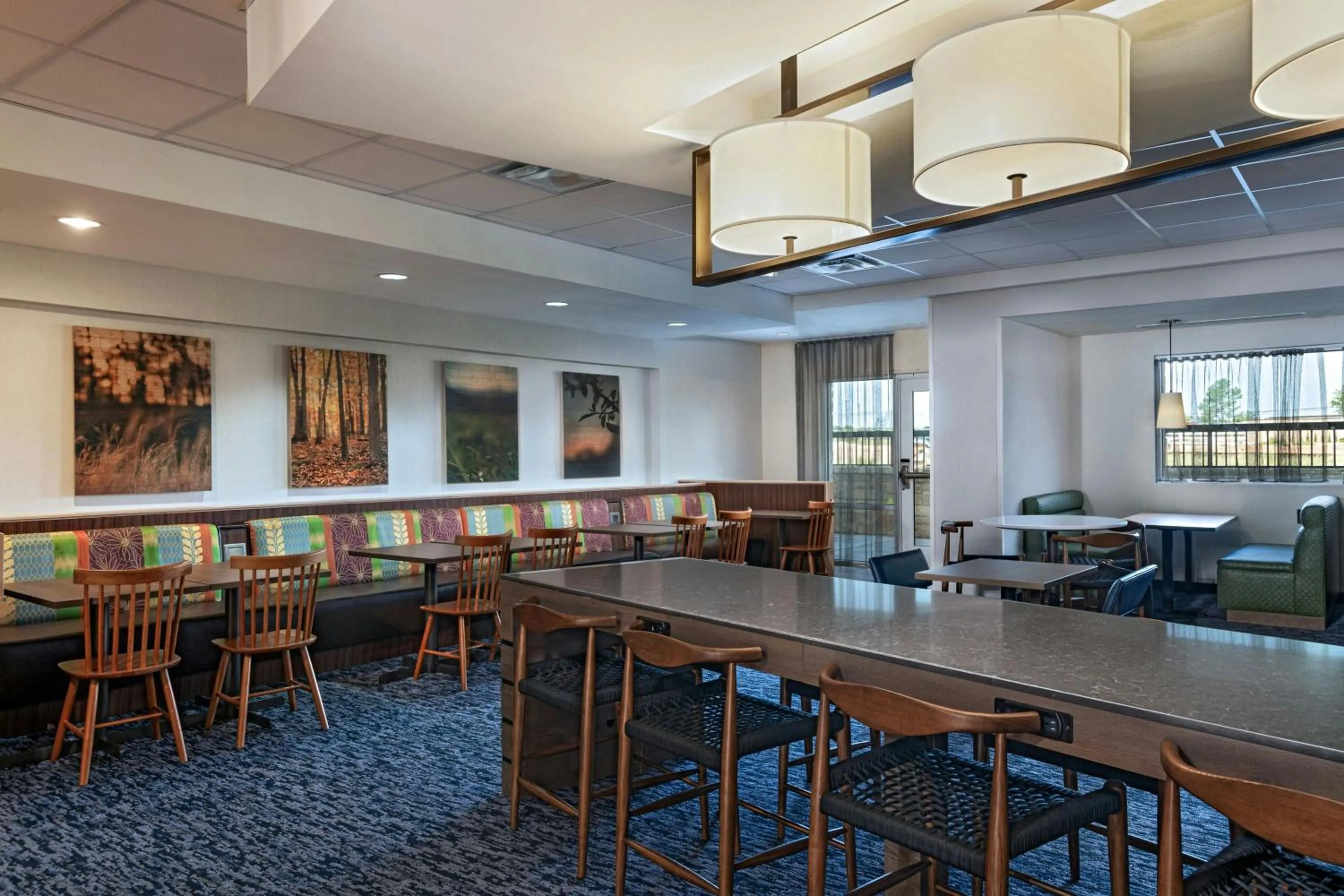 Breakfast in Fairfield Inn & Suites by Marriott Fredericksburg Texas