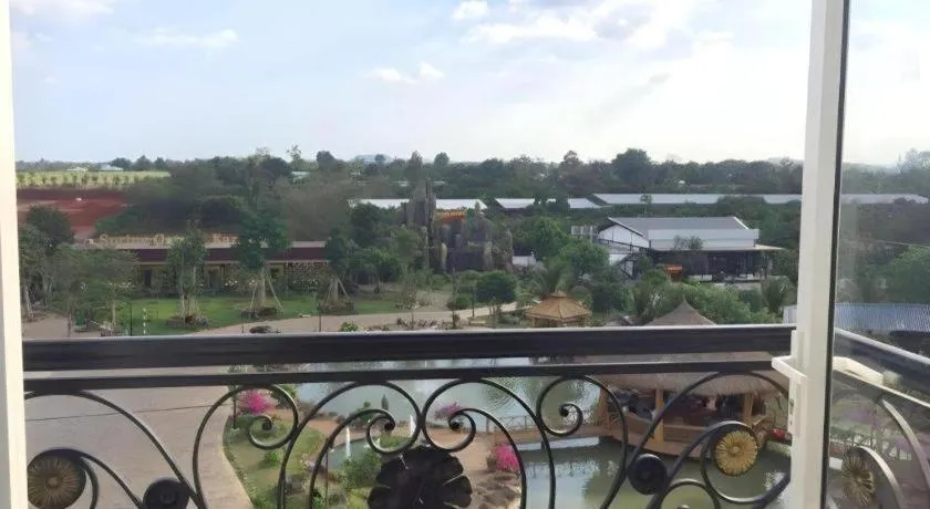 SPRING GARDEN HOTEL LK