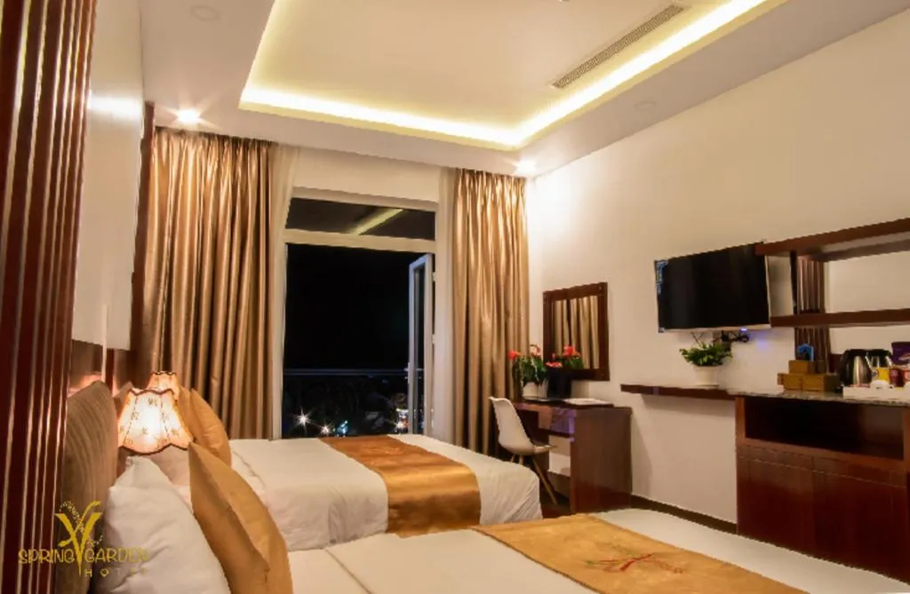 Bed in SPRING GARDEN HOTEL LK