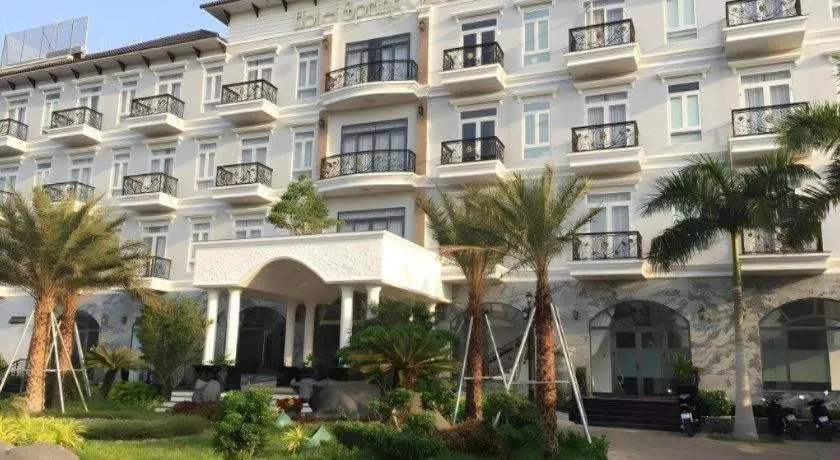 SPRING GARDEN HOTEL LK