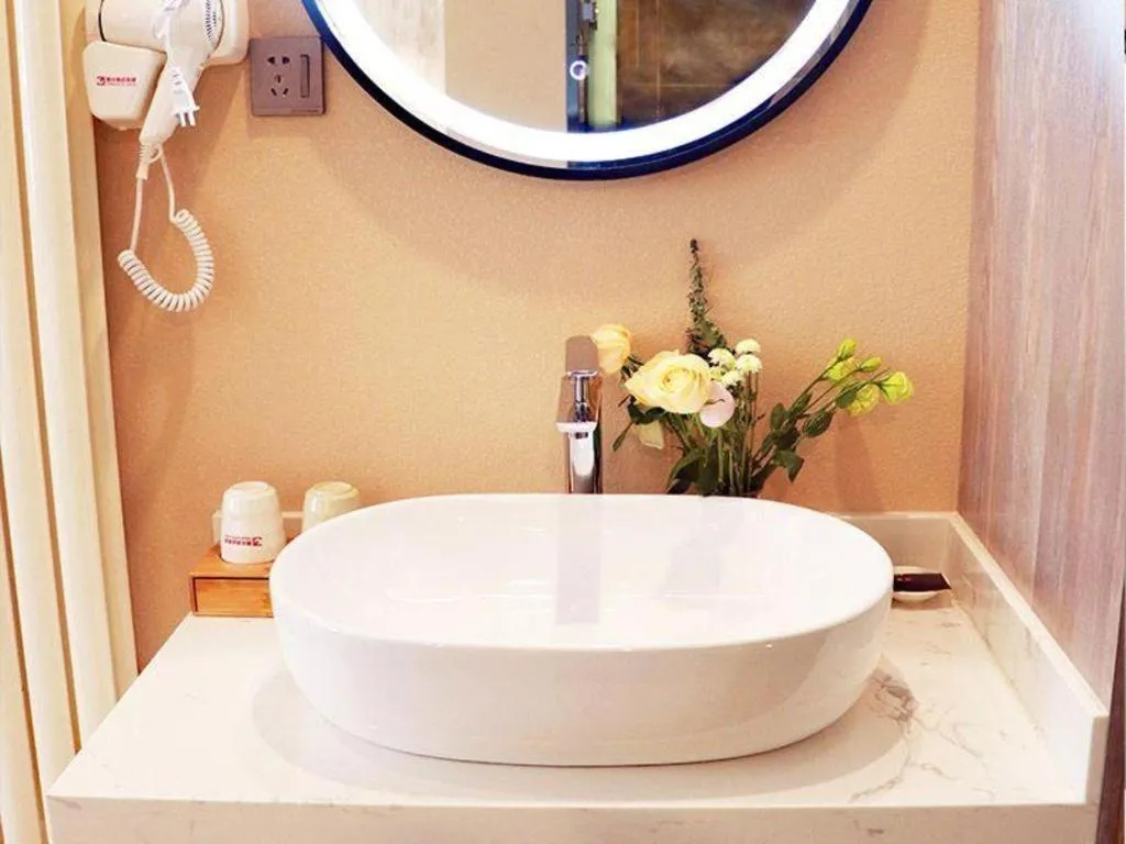 Urban Garden Hotel Chengyang District Government Liuting Airport