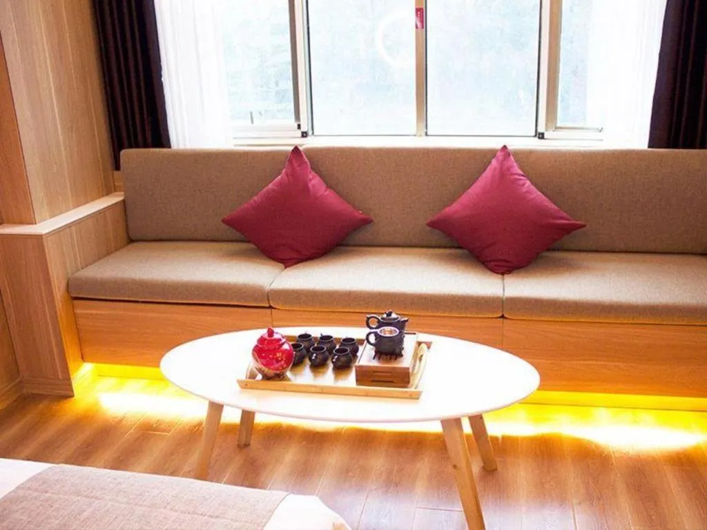 Urban Garden Hotel Chengyang District Government Liuting Airport