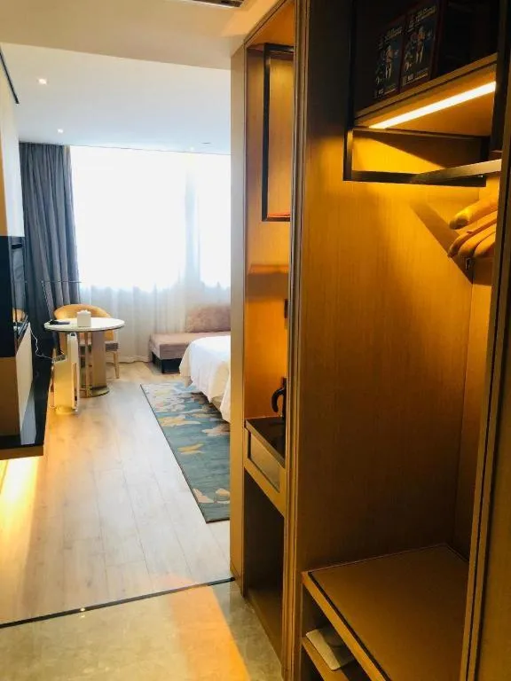 Bed in The Hotel V Nanjing Lishui