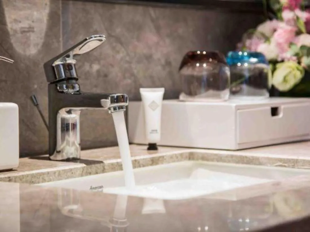 The Hotel V Nanjing Lishui