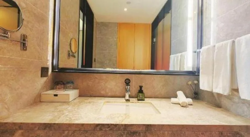 The Hotel V Nanjing Lishui