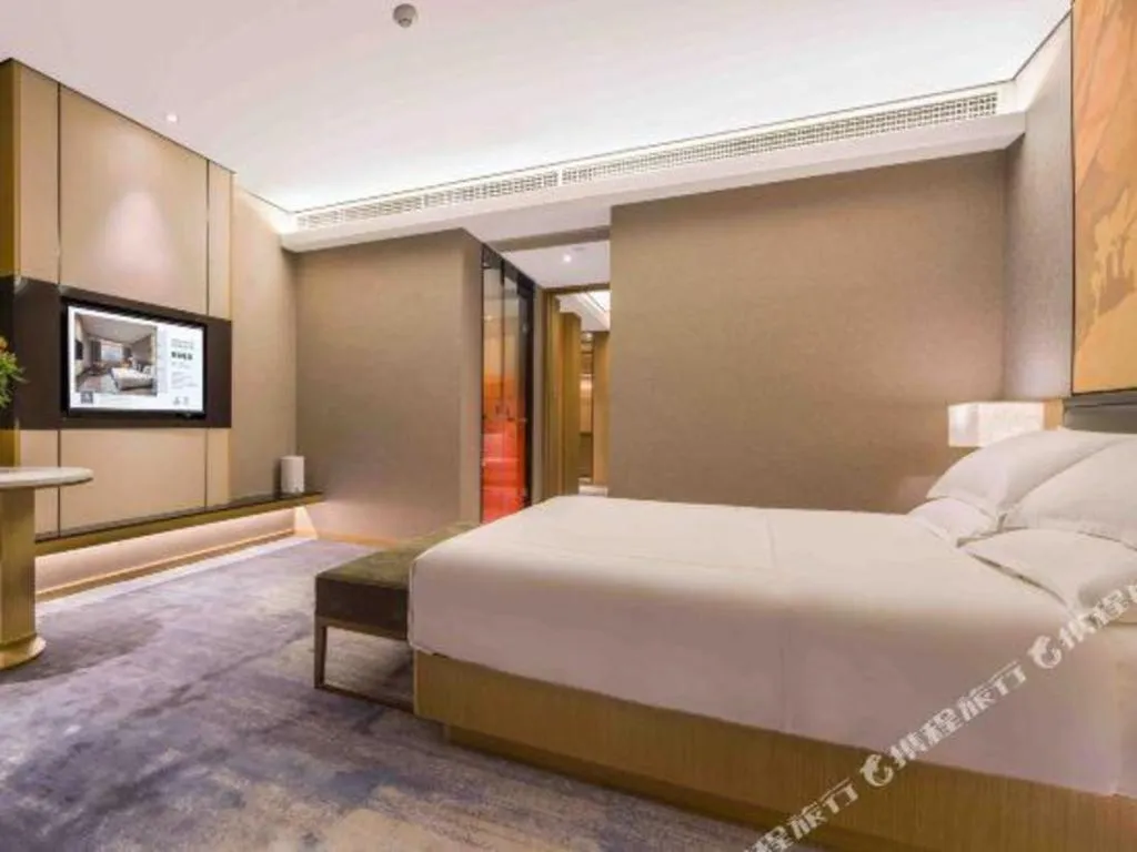 Bed in The Hotel V Nanjing Lishui