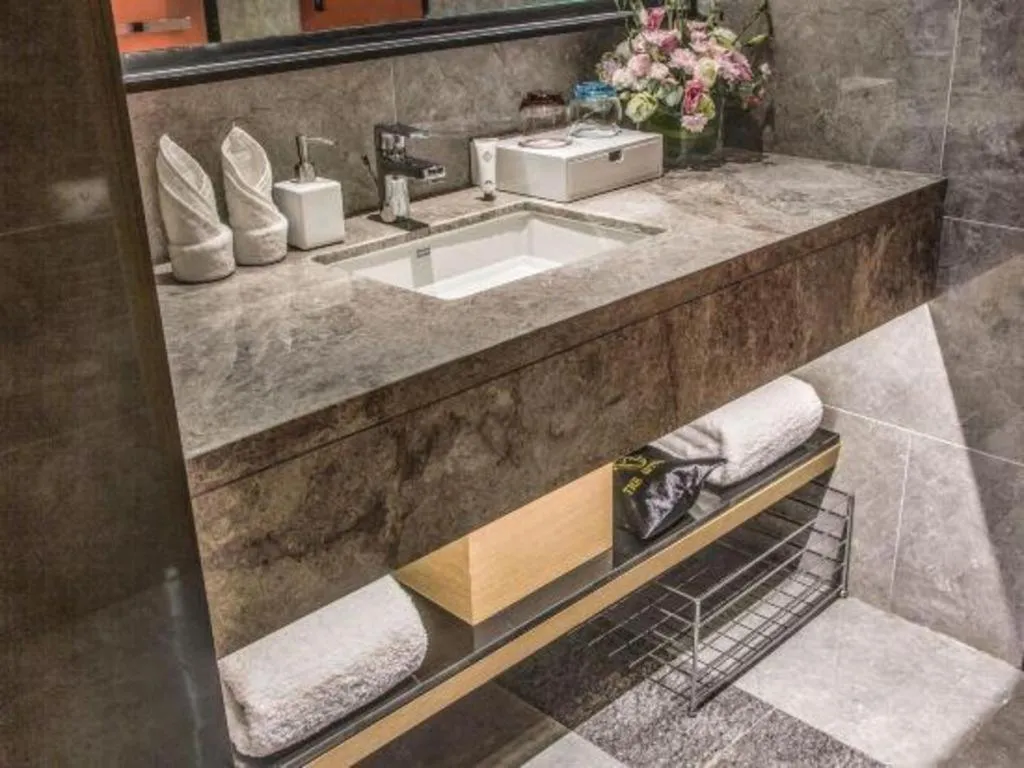 The Hotel V Nanjing Lishui