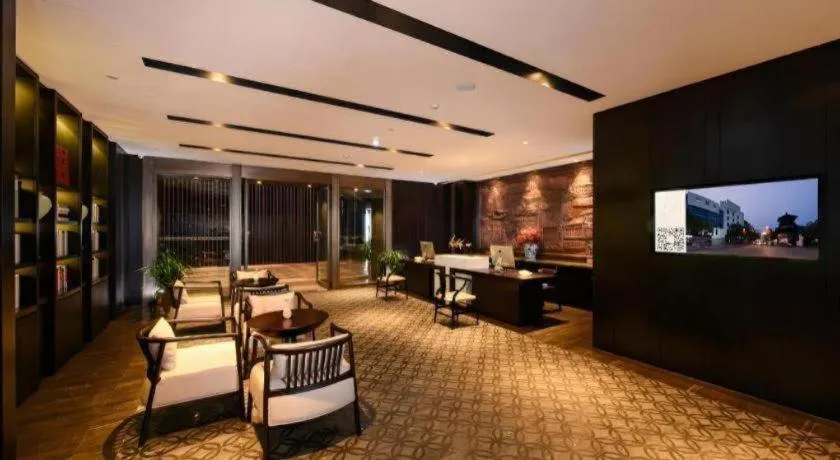 The Hotel V Nanjing Confucius Temple