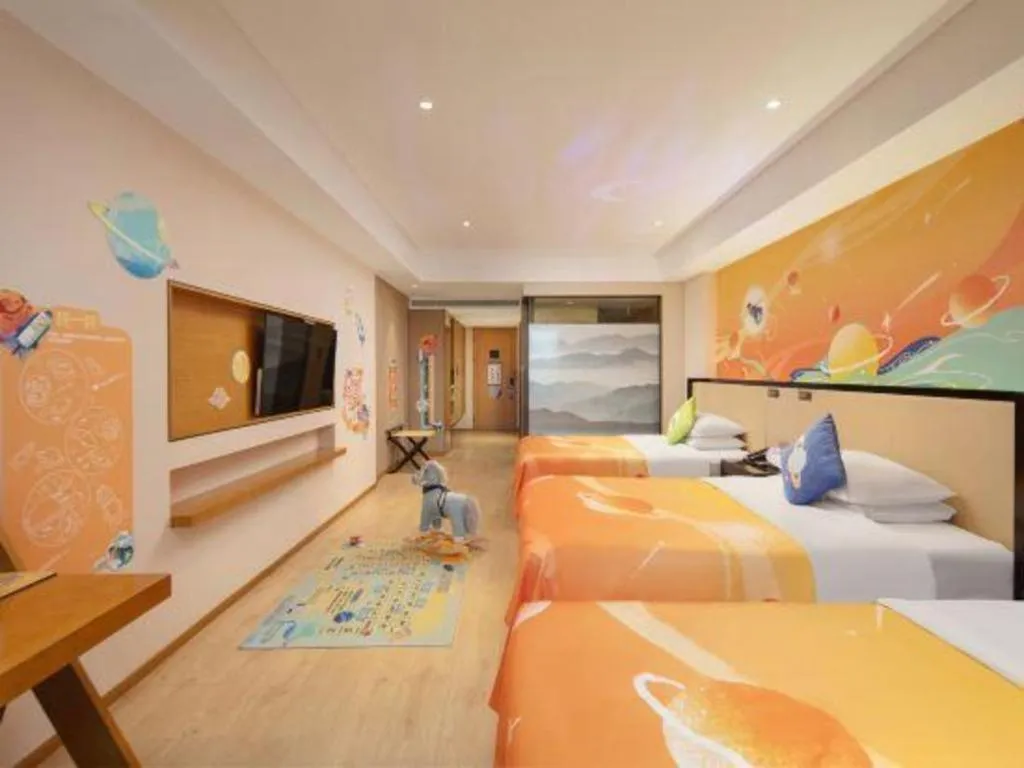 Bed in The Hotel V Nanjing Confucius Temple