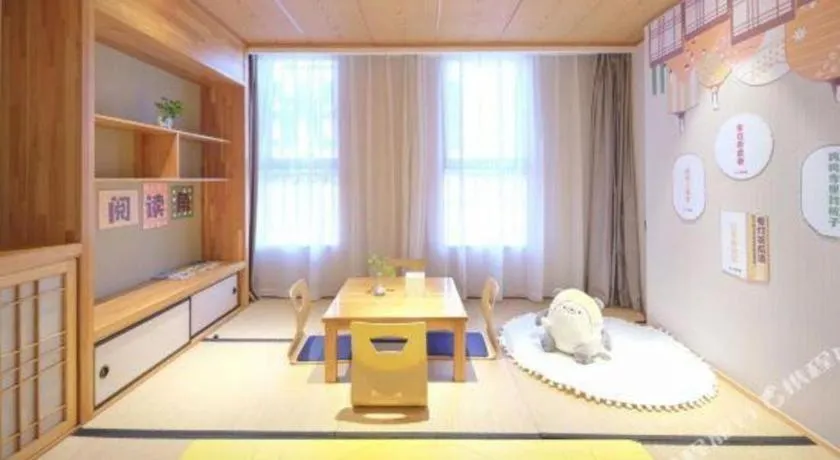 Bed in The Hotel V Nanjing Confucius Temple