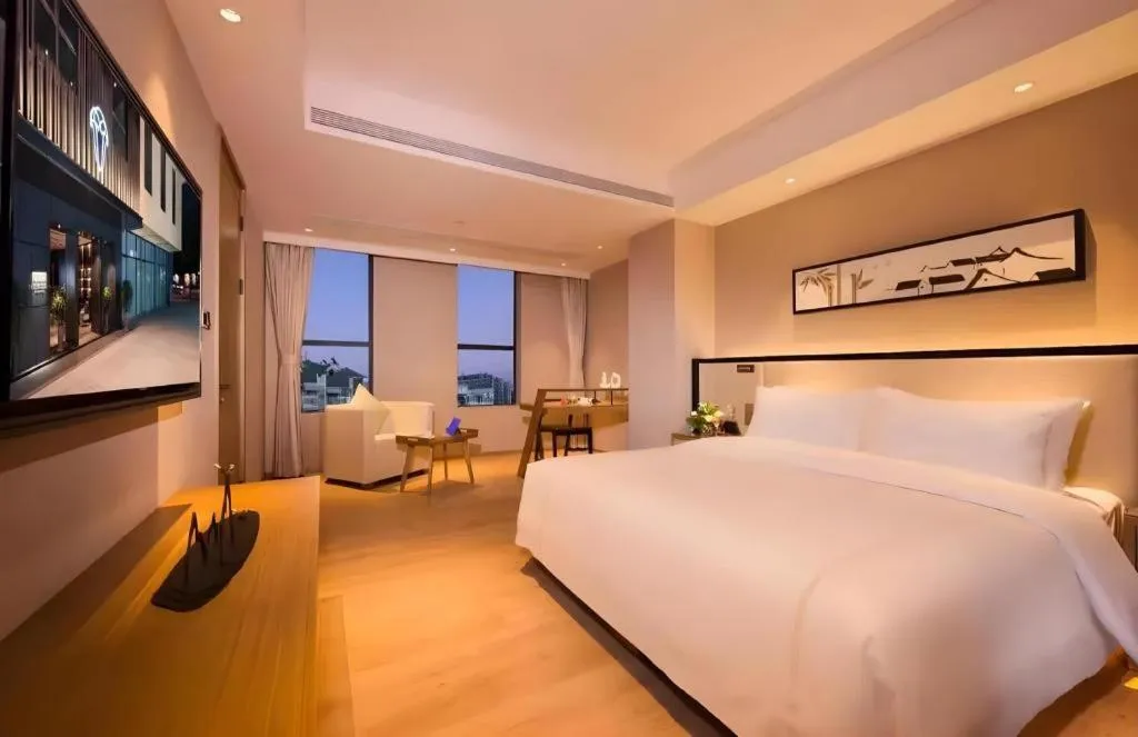 Bed in The Hotel V Nanjing Confucius Temple