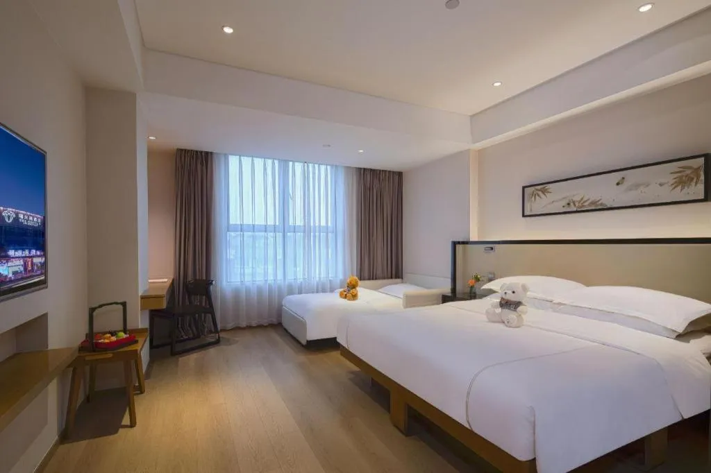 Bed in The Hotel V Nanjing Confucius Temple