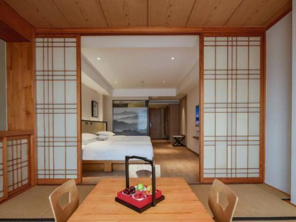 Bed in The Hotel V Nanjing Confucius Temple