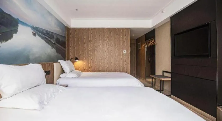 Bed in Starway Hotel(Shuiximen Street,Nanjing)